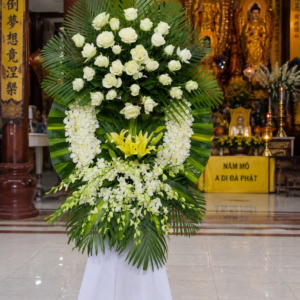 Kệ Hoa Chia Buồn Hoa Trắng Sang Trọng