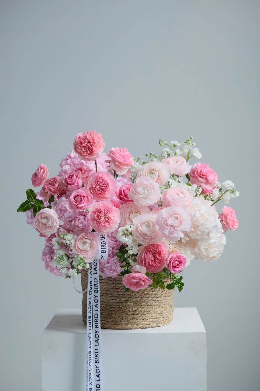 Giỏ Hoa Hồng Hồng Ngọt Ngào - Sweet Pink Garden
