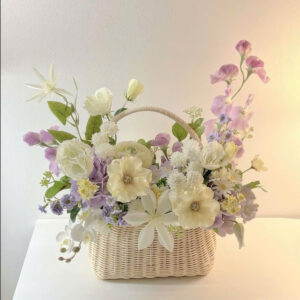 Giỏ Hoa Tím Trắng Dịu Dàng - Lavender Dream Garden